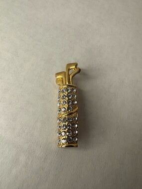 Vintage Gold Tone Rhinestone Golf Bag And Clubs Brooch Pin Unsigned Old Money